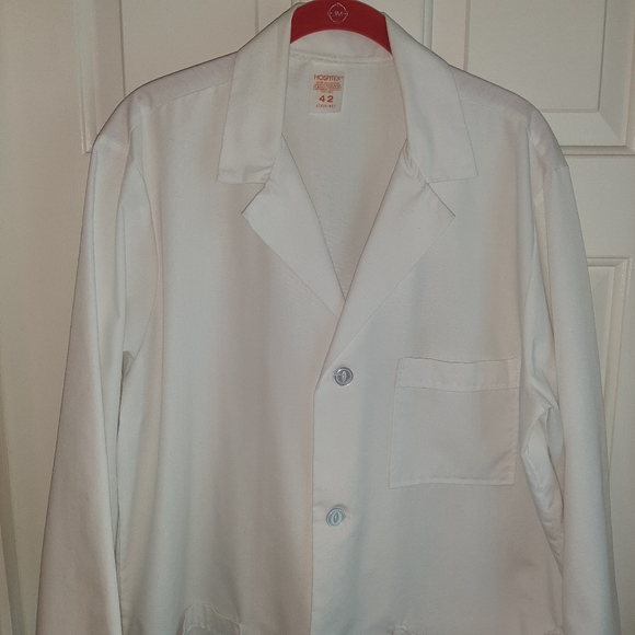 Medical Lab Coat - Picture 2 of 8